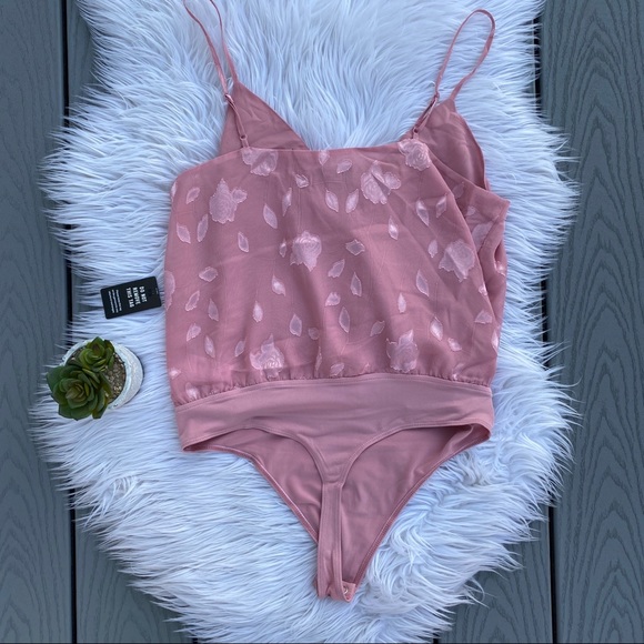 Express Embroidered Bodysuit - Picture 3 of 3